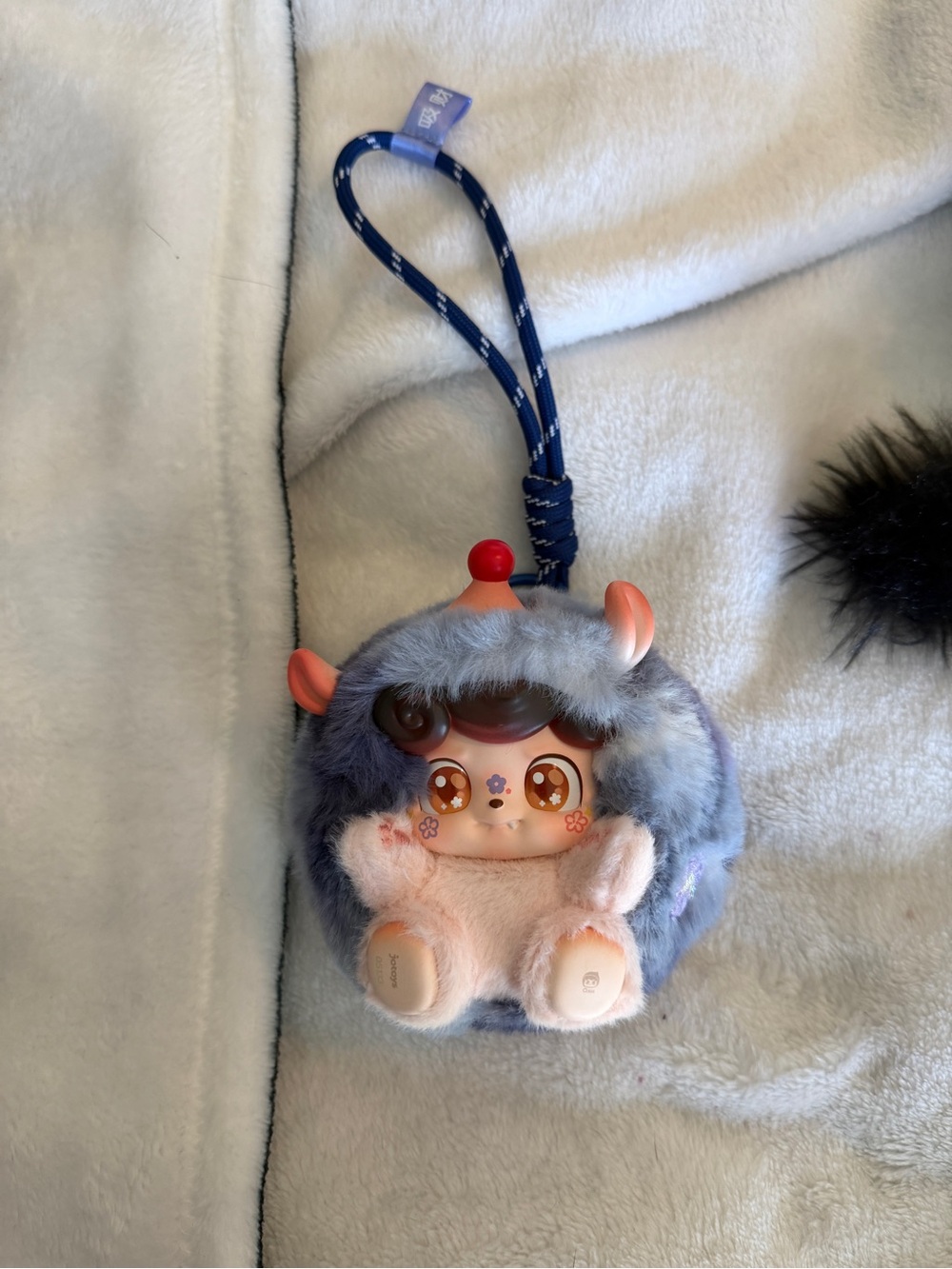 Q kid good fortune pendant - hedgehog